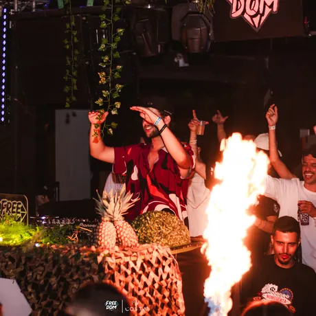 Freedom :: Deck House — Lavras — MG, 25.11.2023